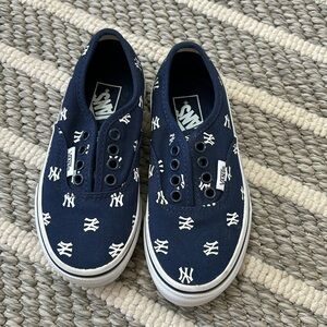 NY Yankees Vans